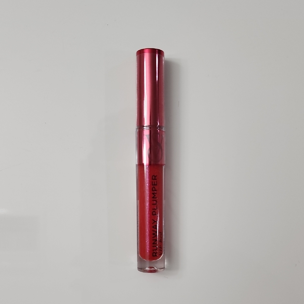 Victoria's Secret Runway Plumper Lip Gloss VIP Red NWT